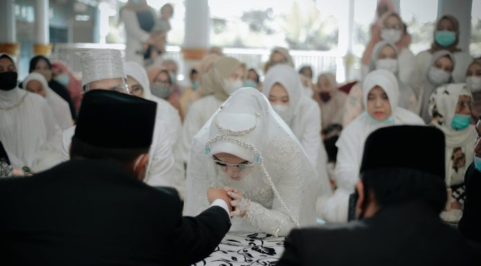 Keutamaan Menikah Muda Menurut Pandangan Islam, Benarkah Anjuran Agama? keutamaan menikah muda