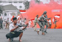 Apa itu darurat militer