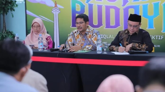 1. IPPNU mendeklarasikan duta muda IPPNU mendeklarasikan duta muda