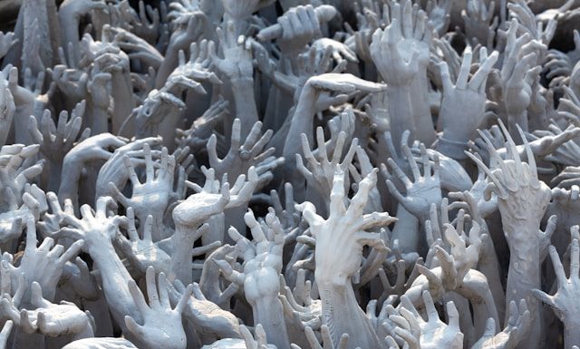 10 golongan yang kekal di neraka