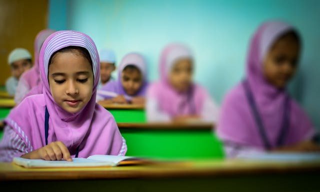 kesalahan orang tua dalam mendidik anak