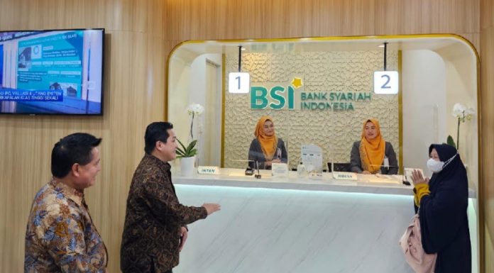 Dirut BSI Buka Suara Soal Status Likuiditas Bank status likuiditas bank