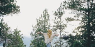 Sulit merasa bahagia walau sudah cukup