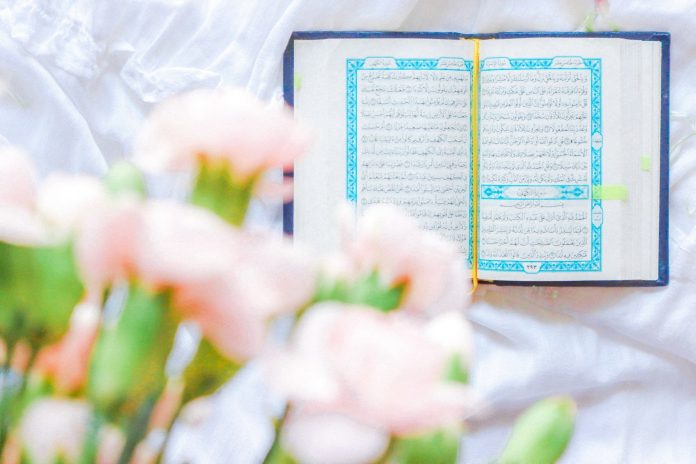 apakah boleh membaca Al Qur’an tanpa wudhu