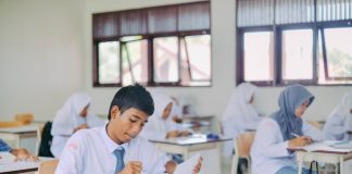 Bagaimana Jika Belajar Agama Tapi Belum Paham? Ini Penjelasan Islam yang Menenangkan Hati belajar agama tapi belum paham
