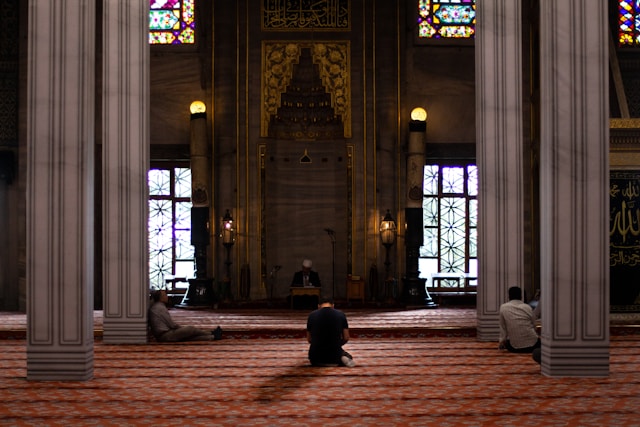 tauhid sebagai pondasi hidup