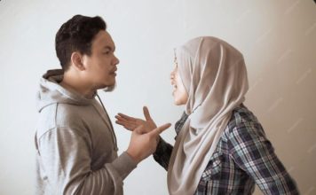 Wanita Menyakiti Hati Lelaki Memiliki Dampak Spiritual dalam Islam Wanita menyakiti hati lelaki