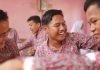Cara menghadapi teman yang selalu meremehkan