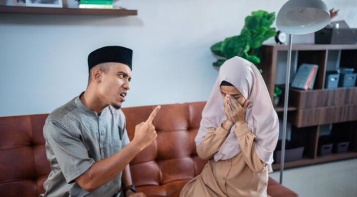 Istri tidak melayani suami KDRT