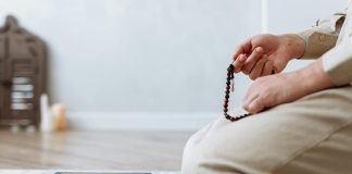 mengingat Allah dengan hati