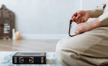 mengingat Allah dengan hati