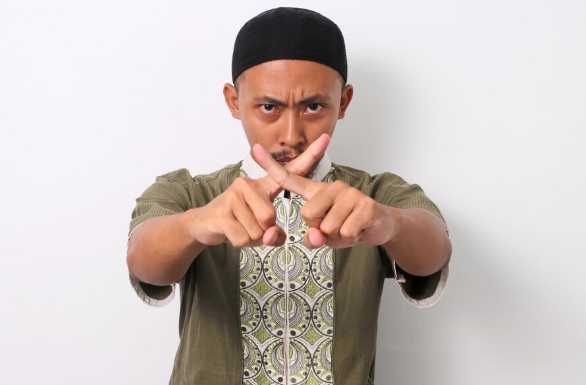 orang kafir yang wajib kita perangi
