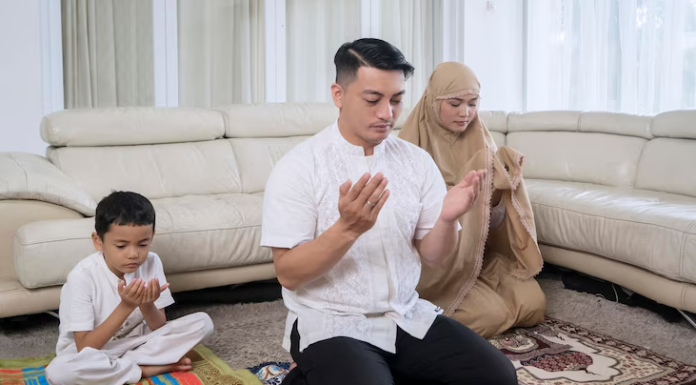 Menjaga salat dalam rumah tangga