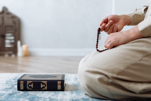 Bahaya fitnah harta bagi muslim