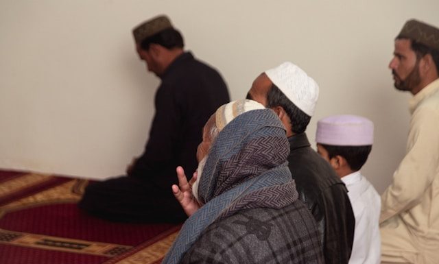Tidak Yakin dengan Pilihan Sendiri? Islam Tawarkan 5 Cara Temukan Keteguhan tidak yakin dengan pilihan sendiri