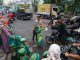 Wakaf uang apakah sama dengan sedekah