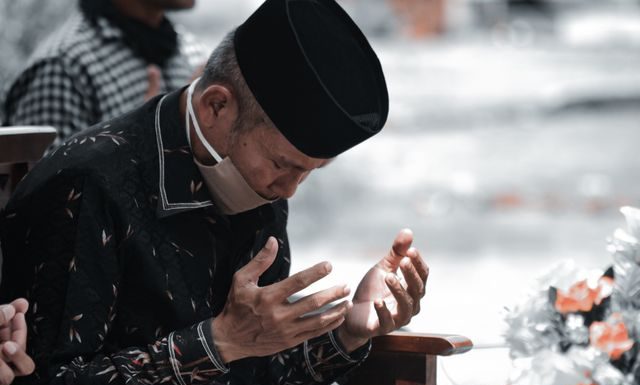Takut Mati dalam Keadaan Banyak Dosa? Ini Solusi Terbaik takut mati dalam keadaan banyak dosa