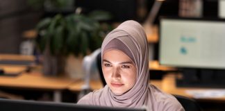 cara menarik rezeki menurut Islam