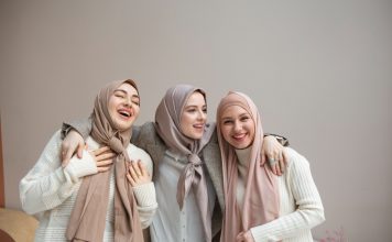 Dosa Tidak Menghormati Sesama Menurut Islam dosa tidak menghormati sesama