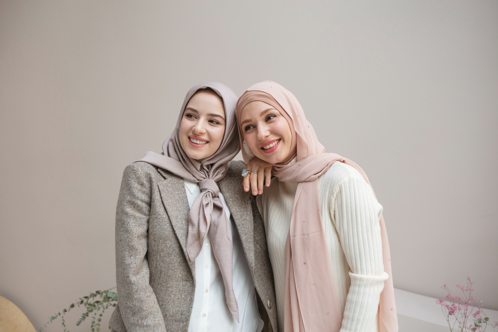 Hikmah menghormati sesama manusia