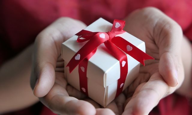 Hukum Menggunakan Uang Hadiah untuk Kebutuhan Pribadi, Ternyata Ada Syaratnya hukum menggunakan uang hadiah