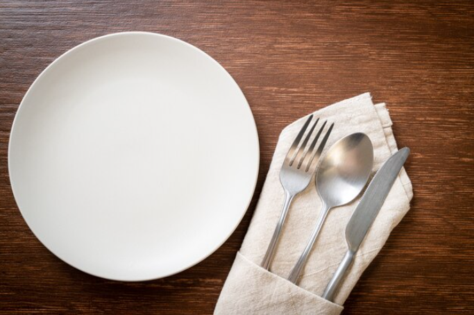 Hukum makan piring berbunyi