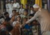 Apakah mengungkit kebaikan menghapus pahala