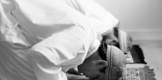 Cara Mengqodho sholat Maghrib di waktu Isya