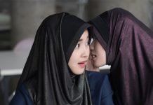 3 Hal yang Dibenci Allah salah satunya adalah berbicara tidak manfaat dan menyebar gosip