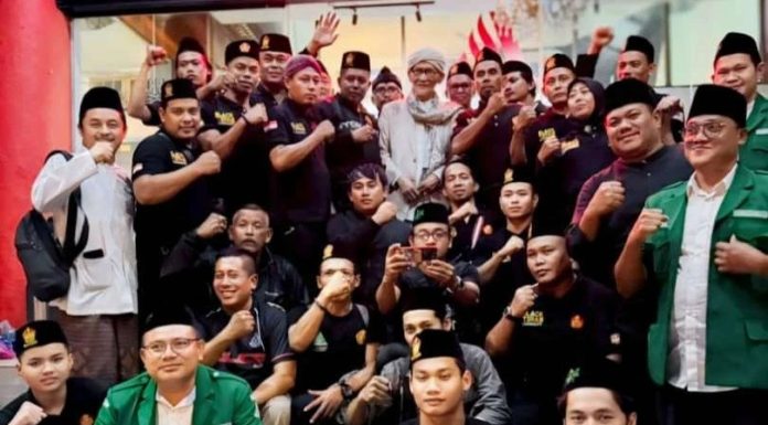 Tanggapan Rais Aam PBNU tentang PCINU di Luar Negeri Rais Aam PBNU