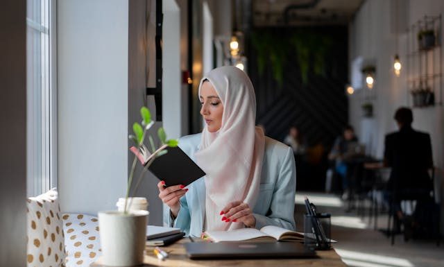 Perbedaan manusia dan orang