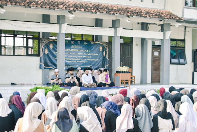 Batasan guru menghukum murid