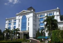 Hukum Memanfaatkan Jabatan untuk Kepentingan Keluarga, Bolehkah dalam Islam? Hukum memanfaatkan jabatan