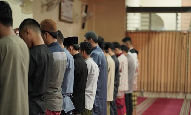 kapan makmum membaca Al Fatihah