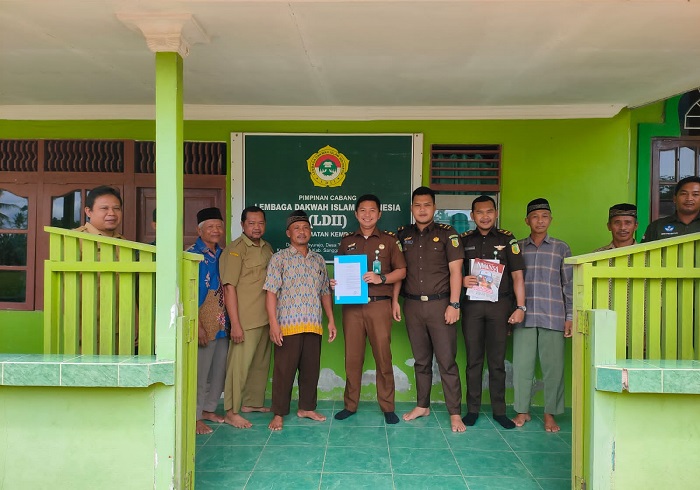 LDII Sekayam di Kembayan bersilaturahmi
