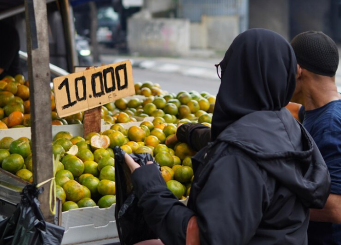 Larangan menyembunyikan barang cacat