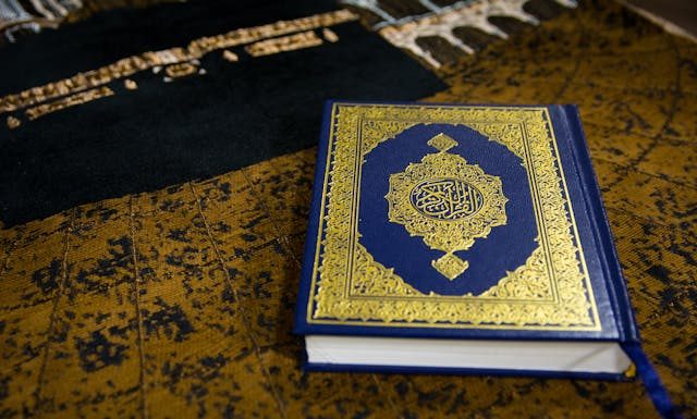 Diam itu emas tapi bicara baik itu berlian