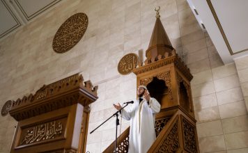 Bolehkah Kyai Menerima Zakat Fitrah? Begini Penjelasannya Bolehkah kyai menerima zakat fitrah