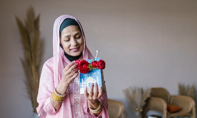 Bagaimana Cara Menjadi Mualaf dan Apa Saja Syaratnya? Bagaimana cara menjadi mualaf