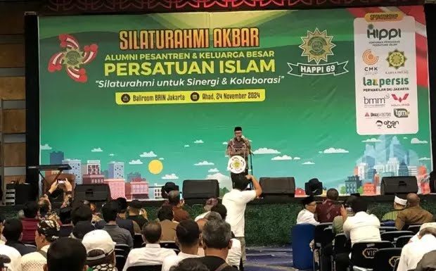 Ketua Umum PP Persis