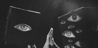 Menjaga pandangan mata