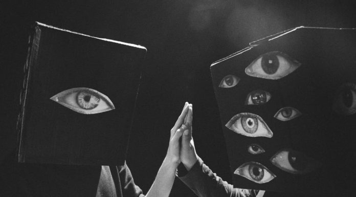 Menjaga pandangan mata