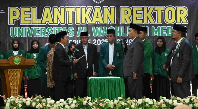 PB Al Washliyah melantik rektor Univa