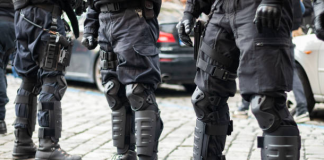 Pemerasan polisi DWP