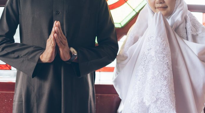 menyentuh lawan jenis membatalkan wudhu