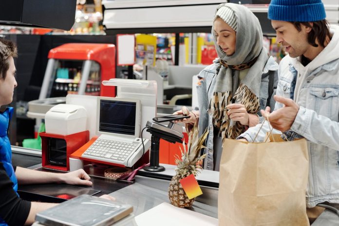 Hukum memotong antrean tanpa izin