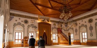 Taubatan Nasuha adalah