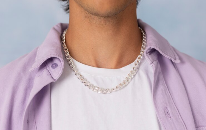 8.-Hukum-Pria-Memakai-Kalung-Titanium hukum pria memakai kalung titanium
