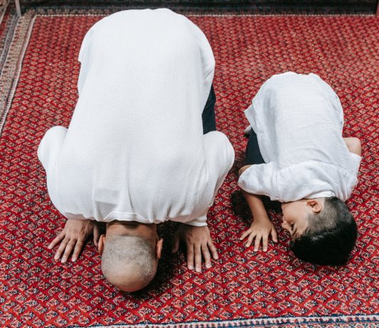 apakah wajib mengulang ibadah yang salah