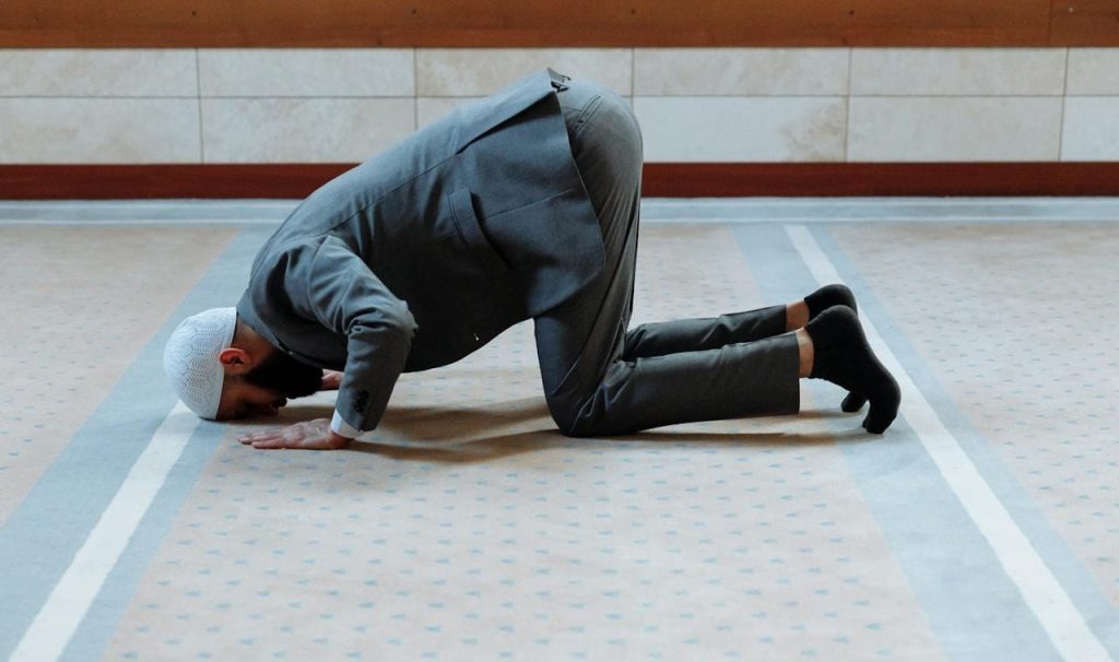 Cara membayar hutang shalat 5 waktu